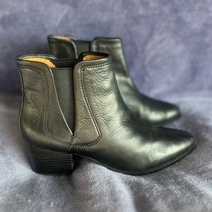 Johnston and Murphy Women’s Boots